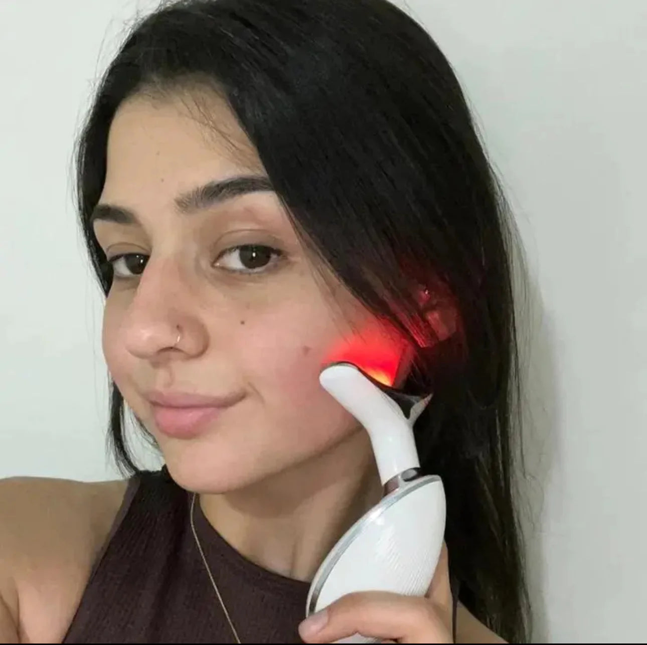 Wavy Chic 7-Color LED Facial Massager | Microcurrent Face & Neck Sculpting Device for Anti-Aging, Wrinkle Reduction & Skin Firming – Pore Cleansing & Lifting Beauty Tool for Women & Men